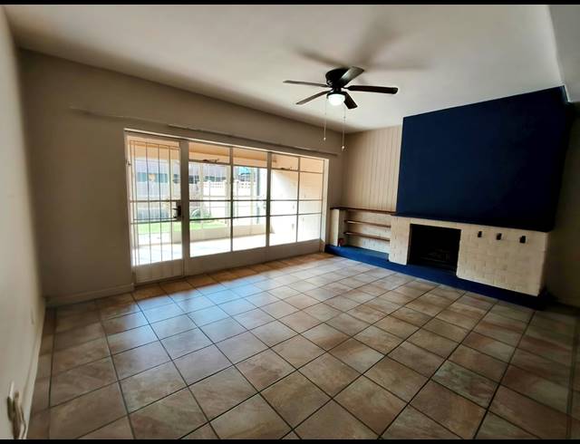 2 BEDROOM APARTMENT TO LET IN THREE RIVERS PROPER
